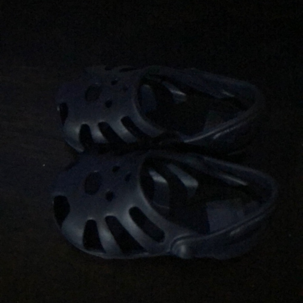 Sandals - Picture 3 of 3